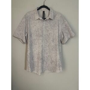 Lululemon Men's Short Sleeve Button Up Shirt XL/TG Abstract Print Breathable